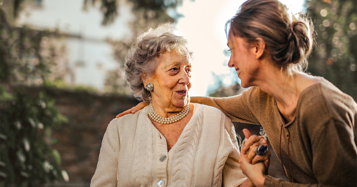 6 Tips to Deal with Aging Parents